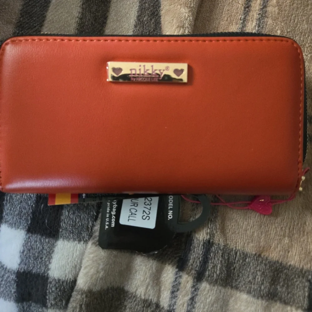 Wallets - Picture 7 of 7